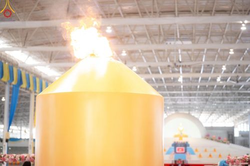 ภาพ No.149211:พิธีจุดเทียนใจ ไฟนิรันดร์ อนันตชัย วันอาทิตย์ที่ 18 สิงหาคม พ.ศ. 2567 วัดพระธรรมกาย จ. ปทุมธานี