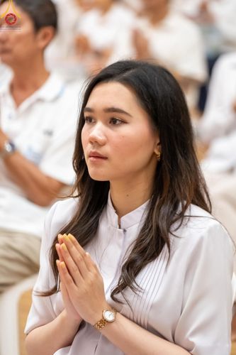 ภาพ No.145302:พิธีถวายผ้าอาบน้ำฝนและประทีปโคมไฟ ณ สภาธรรมกายสากล วัดพระธรรมกาย วันเสาร์ที่ 20 กรกฎาคม พ.ศ. 2567