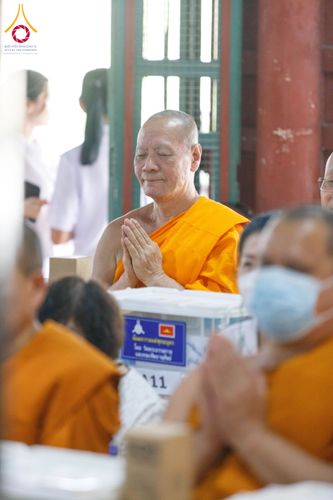ภาพ No.202213:พิธีเจริญพระพุทธมนต์ ปฏิบัติธรรม มอบทุนการศึกษา ถวายสังฆทาน 108 วัด เพื่อถวายเป็นพุทธบูชา และขับเคลื่อนโครงการหมู่บ้านรักษาศีล 5 โดยคณะสงฆ์จังหวัดนครปฐม คณะศิษยานุศิษย์วัดพระธรรมกาย โครงการธรรมยาตรา ปีที่ 13 ณ วัดบางปลา อำเภอบางเลน จังหวัดนครปฐม