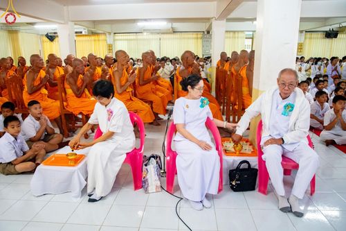 ภาพ No.195123:พิธีทอดผ้าป่าทำนุบำรุงศาสนสถาน ณ วัดไผ่โรงวัว ต.บางตาเถร อ.สองพี่น้อง จ.สุพรรณบุรี ในโครงการธรรมยาตรา กตัญญูบูชา มหาปูชนียาจารย์ พระมงคลเทพมุนี(สด จนฺทสโร) พระผู้ปราบมาร อนุสรณ์สถาน 7 แห่ง ปีที่ 13 วันที่ 13 มกราคม พ.ศ. 2568