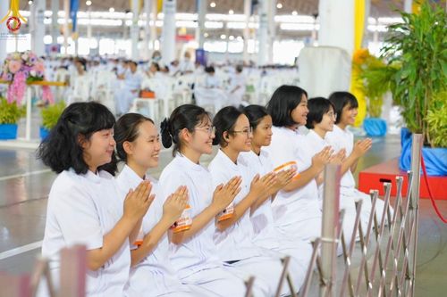 ภาพ No.150649:V.44 เพื่อพ่อ ภาพเตรียมงาน ปฎิบัติงาน ของเจ้าหน้าที่ อาสาสมัคร ทุกสถานะ เพื่อความสำเร็จ ในงานวันธรรมชัย วันอังคารที่ 27 สิงหาคม พ.ศ. 2567