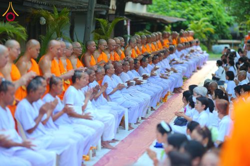 ภาพ No.135781:พิธีปลงผมธรรมทายาท โครงการบรรพชาและอุปสมบทหมู่ รุ่นบูชาธรรม 80 ปี หลวงพ่อธัมมชโย ณ หมู่บ้านบรรลุธรรม วัดพระธรรมกาย วันที่ 7 เมษายน พ.ศ. 2567