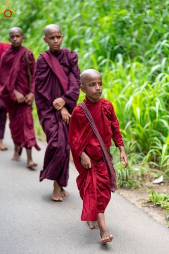 ภาพ No.139926:PhotoStory มหาศรัทธา ธรรมยาตราศรีลังกา EP.2 พิธีเปิดโครงการสยาม-ลังกา ธรรมยาตรา ฉลองเทศกาลวิสาขบูชาแห่งชาติ ศรีลังกา บูชาธรรม 80 ปีหลวงพ่อธัมมชโย เมื่อวันที่ 17 พฤษภาคม พ.ศ. 2567