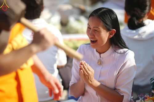 ภาพ No.195536:พิธีต้อนรับพระธรรมยาตรา ณ อนุสรณ์สถานลำดับที่ 4 สถานที่เกิดด้วยกายธรรม วัดโบสถ์(บน) ต.บางคูเวียง จ.นนทบุรี ในโครงการธรรมยาตรา กตัญญูบูชา มหาปูชนียาจารย์ พระมงคลเทพมุนี(สด จนฺทสโร) พระผู้ปราบมาร อนุสรณ์สถาน 7 แห่ง ปีที่ 13 วันที่ 15 มกราคม พ.ศ. 2568