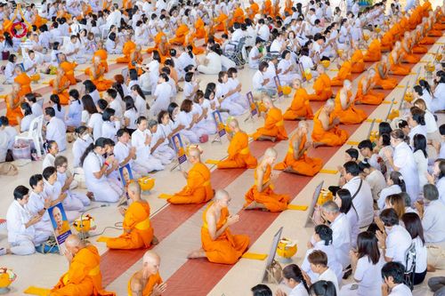 ภาพ No.277795:วันเสาร์ที่ 6 ธันวาคม พ.ศ. 2568 พิธีบรรพชาอุปสมบทและพิธีถวายบาตร โครงการอุปสมบทบูชาธรรมมหาปูชนียาจารย์ ประจำปี พ.ศ.2568 โครงการบวชพระนานาชาติ AEC และ WAB รุ่น CEO (นักบริหาร) รุ่นที่ 5 ณ มหาธรรมกายเจดีย์ วัดพระธรรมกาย