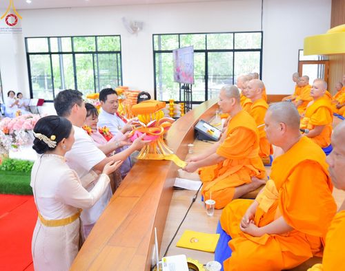 ภาพ No.162975:โครงการกฐินสามัคคีทั่วไทย 30,000 วัด บูชาธรรม 80 ปี หลวงพ่อธัมมชโย โดย คณะศิษยานุศิษย์วัดพระธรรมกาย ณ ศูนย์ปฎิบัติธรรมจันทบุรี วันที่ 18 ตุลาคม พ.ศ. 2567