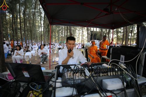 ภาพ No.107712:V.4 ทุ่มใจ การเตรียมงาน เก็บงาน การรับบุญของเจ้าหน้าที่หน่วยงานต่างๆ เพื่อโครงการธรรมยาตรา กตัญญูบูชามหาปูชนียาจารย์ พระมงคลเทพมุนี (สด จนฺทสโร) พระผู้ปราบมาร อนุสรณ์สถาน 7 แห่ง ปีที่ 12 ระหว่างวันที่ 2 - 31 มกราคม พ.ศ.2567