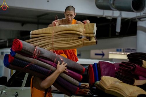 ภาพ No.60589:V.38 ทุ่มพลังเพื่อพ่อครบ 80 ปี ภาพการเตรียมงานของหน่วยงานต่างๆ เพื่อพิธีฉลองอายุวัฒนมงคล 80 ปี หลวงพ่อธัมมชโย และรับถวายมหาสังฆทาน 10,000 กว่าวัดทั่วประเทศ ในวันคุ้มครองโลก วันจันทร์ที่ 22 เมษายน พ.ศ. 2567