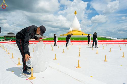 ภาพ No.211209:วันเสาร์ที่ 15 มีนาคม พ.ศ. 2568  การเตรียมงานของเจ้าหน้าที่ เพื่องานฉลองปทุมเจดีย์ ณ ศูนย์อบรมเยาวชนปัตตานี