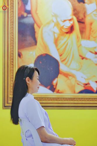 ภาพ No.154879:พิธีจุดประทีป, พิธีฉลองชัยสวดมนต์บทธัมมจักกัปปวัตนสูตร ณ มหารัตนวิหารคด วัดพระธรรมกาย วันอังคารที่ 17 กันยายน พ.ศ. 2567