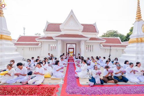 ภาพ No.294981:วันที่ 14 มกราคม พ.ศ. 2569 พิธีต้อนรับพระธรรมยาตรา อนุสรณ์สถานลำดับที่ 4  สถานที่เกิดด้วยกายธรรม ณ วัดโบสถ์บน ต.บางคูเวียง จ.นนทบุรี ในโครงการธรรมยาตรา กตัญญูบูชา มหาปูชนียาจารย์ พระมงคลเทพมุนี(สด จนฺทสโร) พระผู้ปราบมาร อนุสรณ์สถาน 7 แห่ง ปีที่ 14