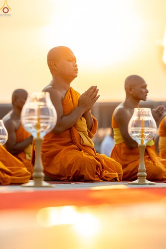 ภาพ No.307453:วันที่ 31 มกราคม พ.ศ. 2569 พิธีจุดประทีปธรรมถวายเป็นพุทธบูชา  และบูชาธรรมมหาปูชนียาจารย์ (ภาพชุดที่ 2) ณ วัดพระธรรมกาย ปทุมธานี ในโครงการธรรมยาตรา กตัญญูบูชา มหาปูชนียาจารย์ พระมงคลเทพมุนี(สด จนฺทสโร) พระผู้ปราบมาร อนุสรณ์สถาน 7 แห่ง ปีที่ 14