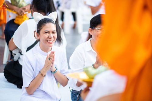 ภาพ No.78511:พิธีตัดปอยผม โครงการหน่อแก้วเปรียญธรรมรุ่นที่ 11  วันที่ 26 มีนาคม พ.ศ.2566  ณ หมู่กุฏิสามเณร อาคารค่ายจองแชมป์ วัดพระธรรมกาย