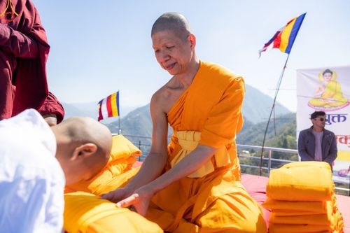 ภาพ No.80341:โครงการบรรพชาสามเณรภาคฤดูร้อน 100 รูป   ณ วัดมาศคันธะพุทธวิหาร เมืองลลิตปูร ประเทศเนปาล   ระหว่างวันที่ 5-15 เมษายน พ.ศ. 2566