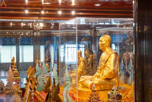 ภาพ No.299924:วันที่ 22 มกราคม พ.ศ.2569 พระธรรมยาตราปฏิบัติธรรม และถ่ายภาพหมู่ประวัติศาสตร์ ณ อาคารธรรมยาตรา กตัญญูบูชามหาปูชนียาจารย์  ตรงข้ามวัดปากน้ำภาษีเจริญ จ.กรุงเทพมหานคร ในโครงการธรรมยาตรา กตัญญูบูชา มหาปูชนียาจารย์ พระมงคลเทพมุนี(สด จนฺทสโร) พระผู้ปราบมาร อนุ