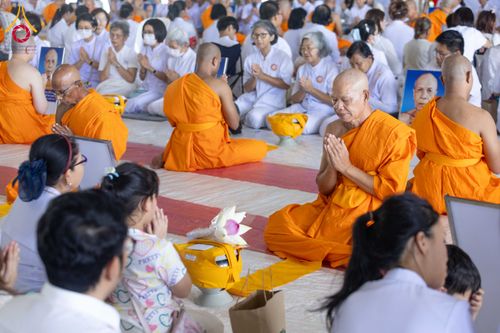 ภาพ No.341795:วันเสาร์ที่ 25 กรกฎาคม พ.ศ. 2569 พิธีบรรพชาอุปสมบท โครงการบรรพชาอุปสมบทหมู่ รุ่นเข้าพรรษา ปี 2569 โครงการบวชพระนานาชาติ AEC และ WAB รุ่นที่  10 ณ วัดพระธรรมกาย จ.ปทุมธานี