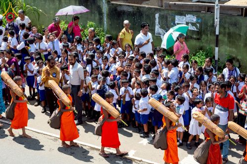 ภาพ No.226374:วันที่ 7-10 พฤษภาคม พ.ศ. 2568 โครงการเดินธรรมยาตรา สยาม-ลังกา ธรรมยาตรา ฉลองเทศกาลวิสาขบูชาแห่งชาติ ศรีลังกา บูชาธรรม 81 ปี หลวงพ่อธัมมชโย เมืองนูวราอิลิยา ประเทศศรีลังกา