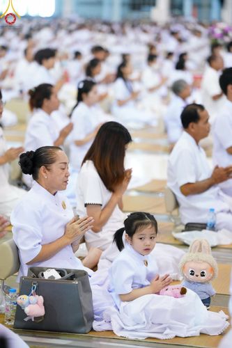 ภาพ No.151287:พิธีบูชาข้าวพระ ในวันอาทิตย์ต้นเดือน วันที่ 1 กันยายน พ.ศ. 2567 ณ สภาธรรมกายสากล วัดพระธรรมกาย