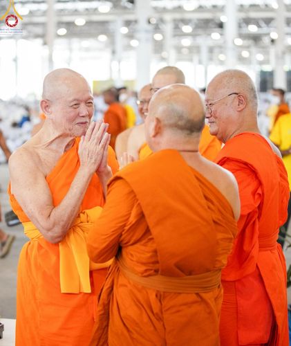 ภาพ No.147177:พิธีมุทิตาสักการะพระภิกษุ ผู้สอบได้เปรียญธรรม 9 ประโยคระดับโลกปีที่ 36, พิธีมอบโล่เกียรติยศและทุนการศึกษา สำนักเรียนบาลีดีเด่นทั่วประเทศ, พิธีถวายมหาสังฆทานคณะสงฆ์ 2,000 กว่าวัด ทั่วประเทศ ปีที่ 24, พิธีถวายไทยธรรมคณะสงฆ์ 323 วัด 4 จังหวัดชายแดนภาคใต้