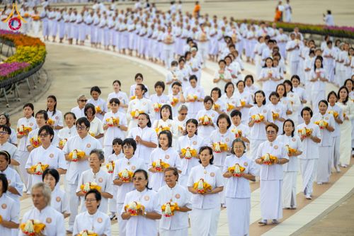 ภาพ No.341478:วันเสาร์ที่ 25 กรกฎาคม พ.ศ. 2569 พิธีเวียนประทักษิณ พิธีวันทาเจดีย์  โครงการอุปสมบทหมู่ รุ่นเข้าพรรษา ปี พ.ศ.2569 โครงการบวชพระนานาชาติ AEC และ WAB รุ่นที่ 10 ณ โบสถ์พระไตรปิฎก วัดพระธรรมกาย จ.ปทุมธานี