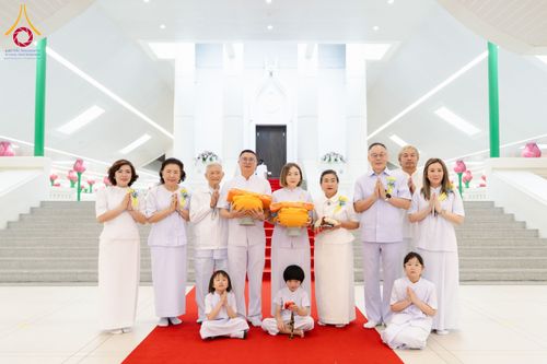 ภาพ No.286517:วันเสาร์ที่ 12 กรกฏาคม พ.ศ.2568 พิธีบรรพชาอุปสมบท  โครงการบรรพชาอุปสมบทหมู่ ธรรมทายาทนานาชาติ(ภาคภาษาจีน), โครงการบรรพชาสามเณร โรงเรียนนานาชาติ รุ่นที 14