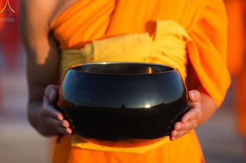 ภาพ No.68728:พิธีตักบาตรฉลองพระใหม่ วันที่ 1 มกราคม พ.ศ. 2566 ณ วัดพระธรรมกาย จ.ปทุมธานี