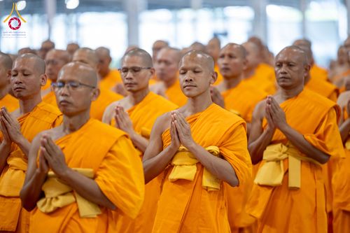 ภาพ No.308716:วันที่ 1 กุมภาพันธ์ พ.ศ. 2569 พิธีรับประกาศนียบัตร และพระของขวัญพระธรรมยาตรา ณ สภาธรรมกายสากล วัดพระธรรมกาย จ.ปทุมธานี