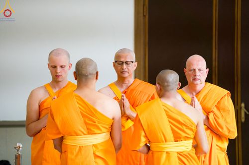 ภาพ No.83889:พิธีเวียนประทักษิณ,พิธีบรรพชาและพิธีอุปสมบทหมู่ ในโครงการอบรมพระธรรมทายาทในทวีปยุโรป  รุ่นที่ 9 วันอาทิตย์ที่ 16 กรกฎาคม พ.ศ. 2566 ณ วัดพระธรรมกายเบเนลักซ์  ประเทศเบลเยียม