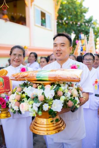 ภาพ No.166621:พิธีทอดกฐิน ณ วัดโพธิ์ไทร อ.เกษตรสมบูรณ์ จ.ชัยภูมิ ในโครงการกฐินสามัคคีทั่วไทย 30,000 วัด บูชาธรรม 80 ปี หลวงพ่อธัมมชโย โดยคณะศิษยานุศิษย์วัดพระธรรมกาย วันที่ 23 ตุลาคม พ.ศ. 2567