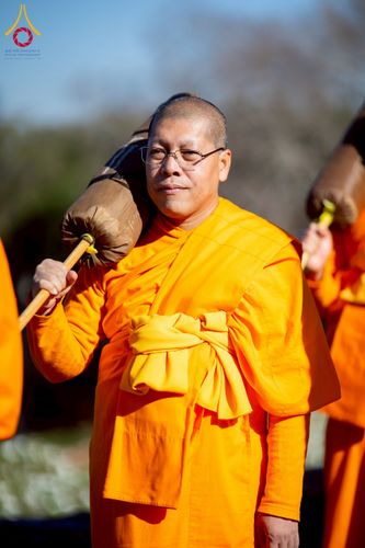 ภาพ No.232804:วันที่ 1 กรกฏาคม พ.ศ. 2568 Dhammayatra in South Africa 2025 ธรรมยาตราแอฟริกาใต้ — เส้นทางแห่งสติ สมาธิ และปัญญา ธรรมทายาทที่ได้อบรมโครงการบรรพชาอุปสมบทหมู่ครั้งที่ 2 ณ วัดพระธรรมกายโจฮันเนสเบิร์ก ประเทศแอฟริกาใต้