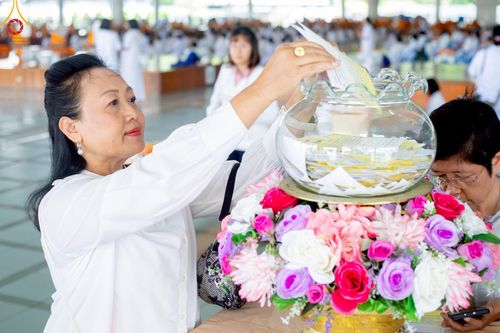 ภาพ No.213234:วันศุกร์ที่ 28 มีนาคม พ.ศ. 2568 (วันพระ แรม 15 ค่ำ เดือน 4) พิธีบุพเปตพลี ครั้งที่ 161 ร่วมอุทิศบุญแด่หมู่ญาติที่ล่วงลับไปแล้ว และสืบทอดอายุพระพุทธศาสนา ณ หอฉันคุณยายอาจารย์ฯ วัดพระธรรมกาย