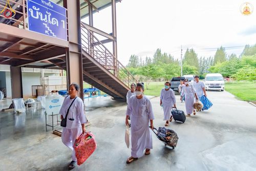 ภาพ No.152042:โครงการอบรมอุบาสก อุบาสิกาแก้ว ตัวแทนทอดกฐิน 30,000 วัด ทั่วไทย ระหว่างวันที่ 6-8 กันยายน พ.ศ. 2567 ณ ศูนย์อบรมเยาวชนกาญจนบุรี