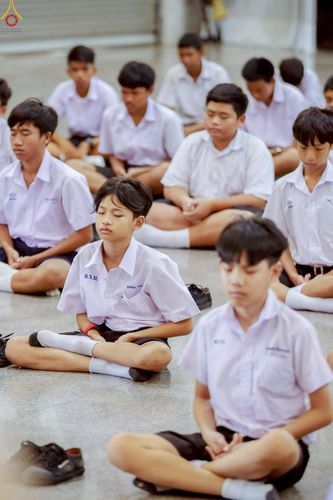 ภาพ No.246359:วันที่ 8-9 กันยายน พ.ศ. 2568 ศูนย์ปฏิบัติธรรมสมุทรปราการ นำทีมจัดอบรมโครงการอบรมคุณธรรม , จริยธรรม ในหัวข้อ การค้นพบศักยภาพในตนเอง เพื่อพัฒนานิสัย ผ่านนวัตกรรมความดีสากล ณ โรงเรียนวัดราษฎ์บูรณะ ต.บางปลา อ.บางพลี จ.สมุทรปราการ