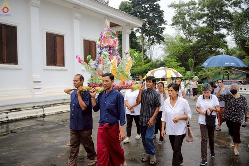 ภาพ No.271862:วันที่ 30 ตุลาคม พ.ศ. 2568 พิธีทอดกฐินสามัคคีทั่วไทย ณ วัดกาฬสินธุ์ ต.ประสงค์ อ.ท่าชนะ จ.สุราษฎร์ธานี โดยคณะศิษยานุศิษย์ บูชาธรรม 81 ปี หลวงพ่อธัมมชโย