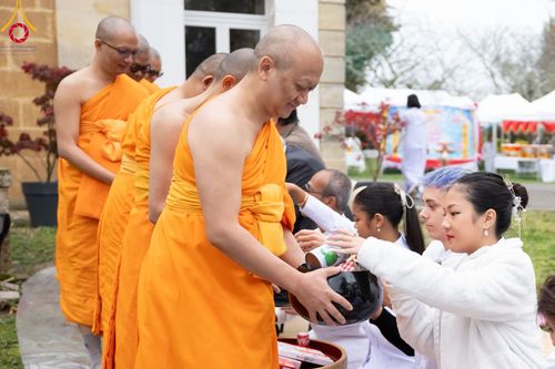 ภาพ No.96452:พิธีทอดกฐินวัดพระธรรมกายบอร์โด ประเทศฝรั่งเศส วันอาทิตย์ที่ 19 พฤศจิกายน พ.ศ. 2566 ณ วัดพระธรรมกายบอร์โด ประเทศฝรั่งเศส