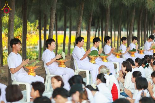 ภาพ No.135270:พิธีปลงผม ธรรมทายาท ระดับอุดมศึกษา รุ่นที่ 51 ภาคฤดูร้อน ณ วัดพระธรรมกาย จ.ปทุมธานี วันเสาร์ที่ 6 เมษายน พ.ศ. 2567