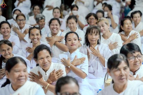 ภาพ No.247829:วันที่ 19-21 กันยายน พ.ศ. 2568 โครงการอบรมอุบาสิกาแก้ว รุ่นที่ 2 ณ ศูนย์ปฏิบัติธรรมจังหวัดบุรีรัมย์