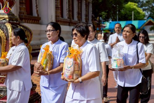 ภาพ No.275484:วันที่ 5 พฤศจิกายน พ.ศ. 2568 พิธีทอดกฐินสามัคคีทั่วไทย ณ วัดเขาแก้ว อ.โพธิ์ทอง จ.อ่างทอง โดยคณะศิษยานุศิษย์ บูชาธรรม 81 ปี หลวงพ่อธัมมชโย