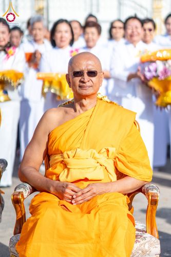 ภาพ No.197247:พิธีทอดผ้าป่าทำนุบำรุงศาสนสถาน ณ วัดอัมพวัน ตำบลบางม่วง อำเภอบางใหญ่ จังหวัดนนทบุรี ในโครงการธรรมยาตรา กตัญญูบูชา มหาปูชนียาจารย์ พระมงคลเทพมุนี(สด จนฺทสโร) พระผู้ปราบมาร อนุสรณ์สถาน 7 แห่ง ปีที่ 13 วันที่ 17 มกราคม พ.ศ. 2568