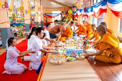 ภาพ No.94746:พิธีทอดกฐินสามัคคีทั่วไทย 5,000 วัด ณ วัดหัวกระสังข์ จ.ฉะเชิงเทรา วันอาทิตย์ที่ 12 พฤศจิกายน พ.ศ. 2566