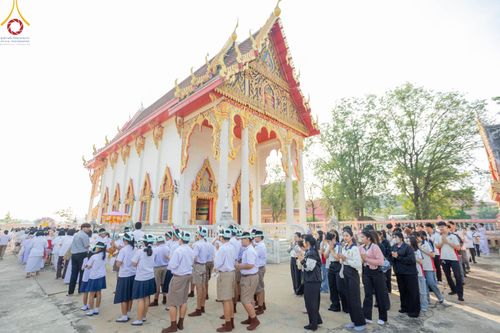 ภาพ No.200344:พิธีทอดผ้าป่าทำนุบำรุงศาสนสถาน ณ วัดผาสุการาม ตำบลบางไทรป่า อำเภอบางเลน จังหวัดนครปฐม ในโครงการธรรมยาตรา กตัญญูบูชา มหาปูชนียาจารย์ พระมงคลเทพมุนี(สด จนฺทสโร) พระผู้ปราบมาร อนุสรณ์สถาน 7 แห่ง ปีที่ 13 วันที่ 22 มกราคม พ.ศ. 2568