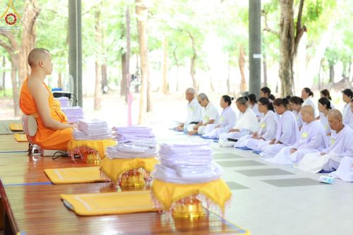 ภาพ No.154968:โครงการอุบาสกแก้ว อุบาสิกาแก้ว รุ่นที่ 2 ตัวแทนทอดกฐินสามัคคีทั่วไทย 30,000 วัด บูชาธรรม 80 ปี หลวงพ่อธัมมชโย จังหวัดบุรีรัมย์ ระหว่างวันที่ 13-15 กันยายน พ.ศ. 2567