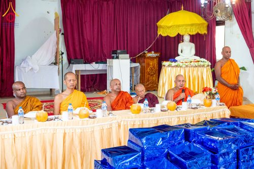 ภาพ No.175867:พิธีทอดผ้าป่าสมทบกฐิน ณ วัดธัมเมสวา รามายา มาตะเล ศรีลังกา โดยมูลนิธิธรรมกาย ในนามหลวงพ่อธัมมชโย วันที่ 9 พฤศจิกายน พ.ศ. 2567