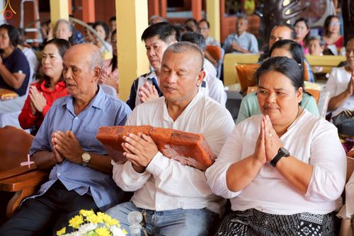 ภาพ No.252414:วันที่ 11 ตุลาคม พ.ศ. 2568 พิธีทอดกฐินสามัคคีทั่วไทย 30,000 วัด โดยคณะศิษยานุศิษย์ บูชาธรรม 81 ปี หลวงพ่อธัมมชโย ณ วัดทองตุ่มน้อย อ.ทุ่งตะโก จ.ชุมพร