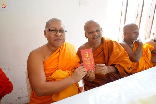 ภาพ No.264851:วันที่ 17 ตุลาคม พ.ศ. 2568 กฐินสมทบต่างประเทศ บูชาธรรม 81 ปี หลวงพ่อธัมมชโย ณ วัดศรีบุปผาราม เมืองปัลเลโปลา ประเทศศรีลังกา 