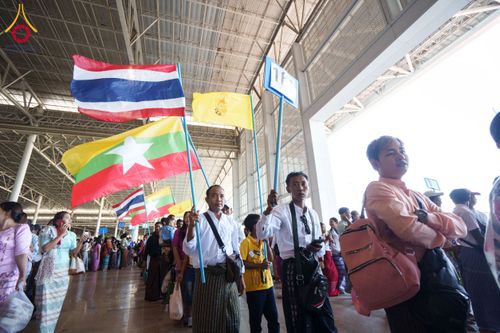 ภาพ No.178160:พิธีทอดผ้าป่าไทย-เมียนมา ครั้งที่ 7 วันอาทิตย์ที่ 1 ธันวาคม พ.ศ.2567 ณ สภาธรรมกายสากล  พระมหาธรรมกายเจดีย์ วัดพระธรรมกาย จ.ปทุมธานี