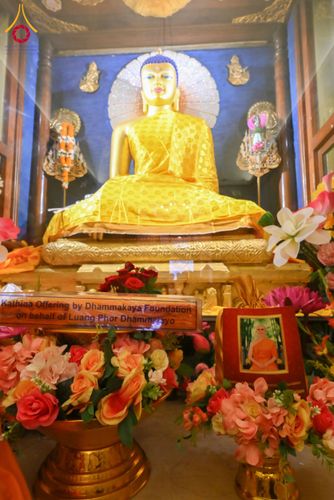 ภาพ No.179762:พิธีทอดกฐินสมทบ ณ วัดพุทธรัตน ทอดกฐินใต้ต้นพระศรีมหาโพธิ์ เมืองพุทธคยา ประเทศอินเดีย วันที่ 12 พฤศจิกายน พ.ศ. 2567