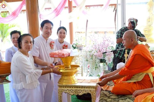 ภาพ No.269786:วันที่ 11 ตุลาคม พ.ศ. 2568 พิธีทอดกฐินสามัคคีทั่วไทย ณ วัดธรรมสถิตติ์วราราม อ.เมือง จ.สมุทรสงคราม โดยคณะศิษยานุศิษย์ บูชาธรรม 81 ปี หลวงพ่อธัมมชโย