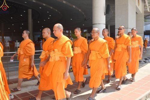 ภาพ No.157634:พิธีถวายภัตตาหารเมนูสวรรค์ ในพรรษาแห่งการเข้าถึงธรรม วันเสาร์ที่ 28 กันยายน พ.ศ. 2567 ณ หอฉันคุณยายอาจารย์ฯ วัดพระธรรมกาย