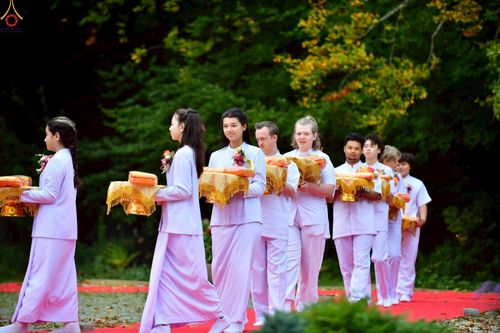 ภาพ No.257354:วันที่ 11 ตุลาคม พ.ศ. 2568 พิธีทอดกฐินสามัคคี  เพื่องานเผยแผ่พระพุทธศาสนา วิชชาธรรมกายสู่ชาวท้องถิ่น ณ วัดพระธรรมกายคอร์ซัวร์ ลุสท์สโกว  ประเทศเดนมาร์ก 